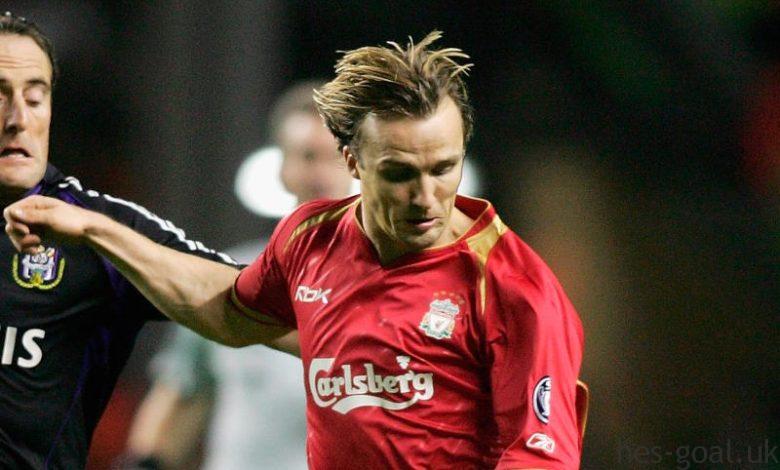 Dutch Star Analyzes PSV's Clash with Arsenal 1 Dutch Star Analyzes PSV's Clash with Arsenal